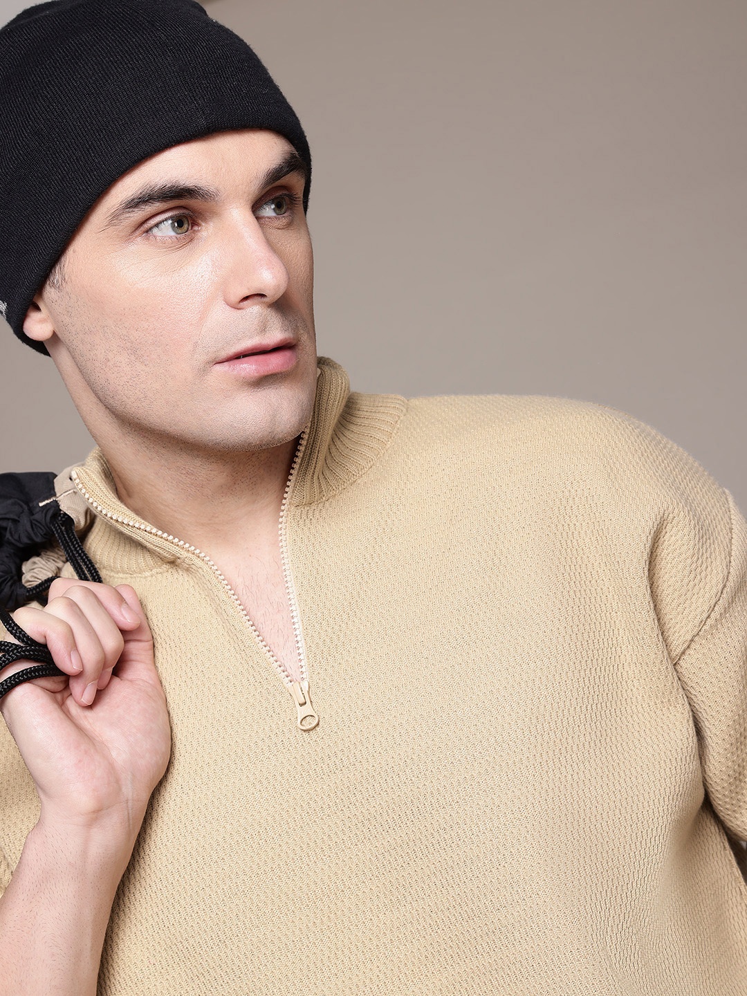 

The Roadster Lifestyle Co. Men Pullover, Beige