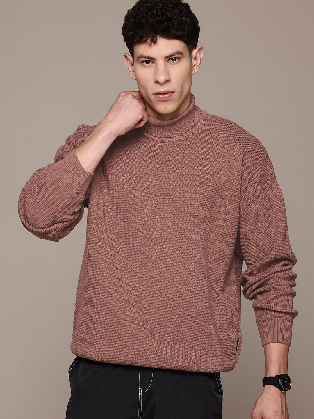 

The Roadster Lifestyle Co. Textured Turtle Neck Pullover, Brown