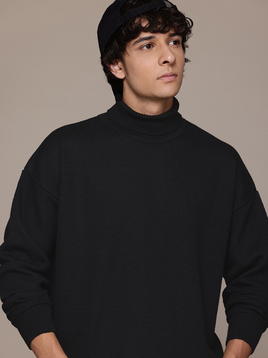 

The Roadster Lifestyle Co. Textured Turtle Neck Pullover, Black