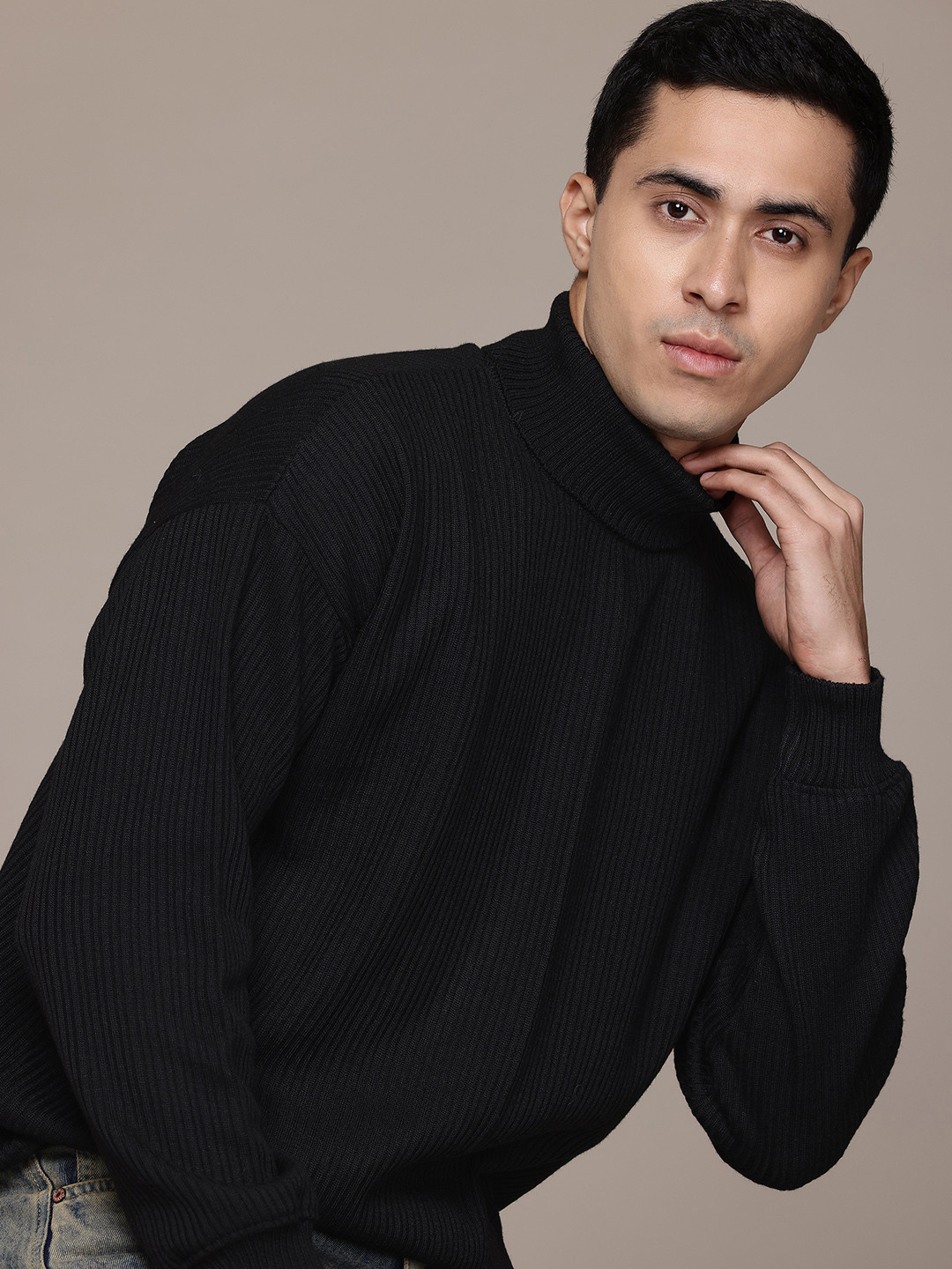 

The Roadster Lifestyle Co. Ribbed Turtle Neck Pullover, Black