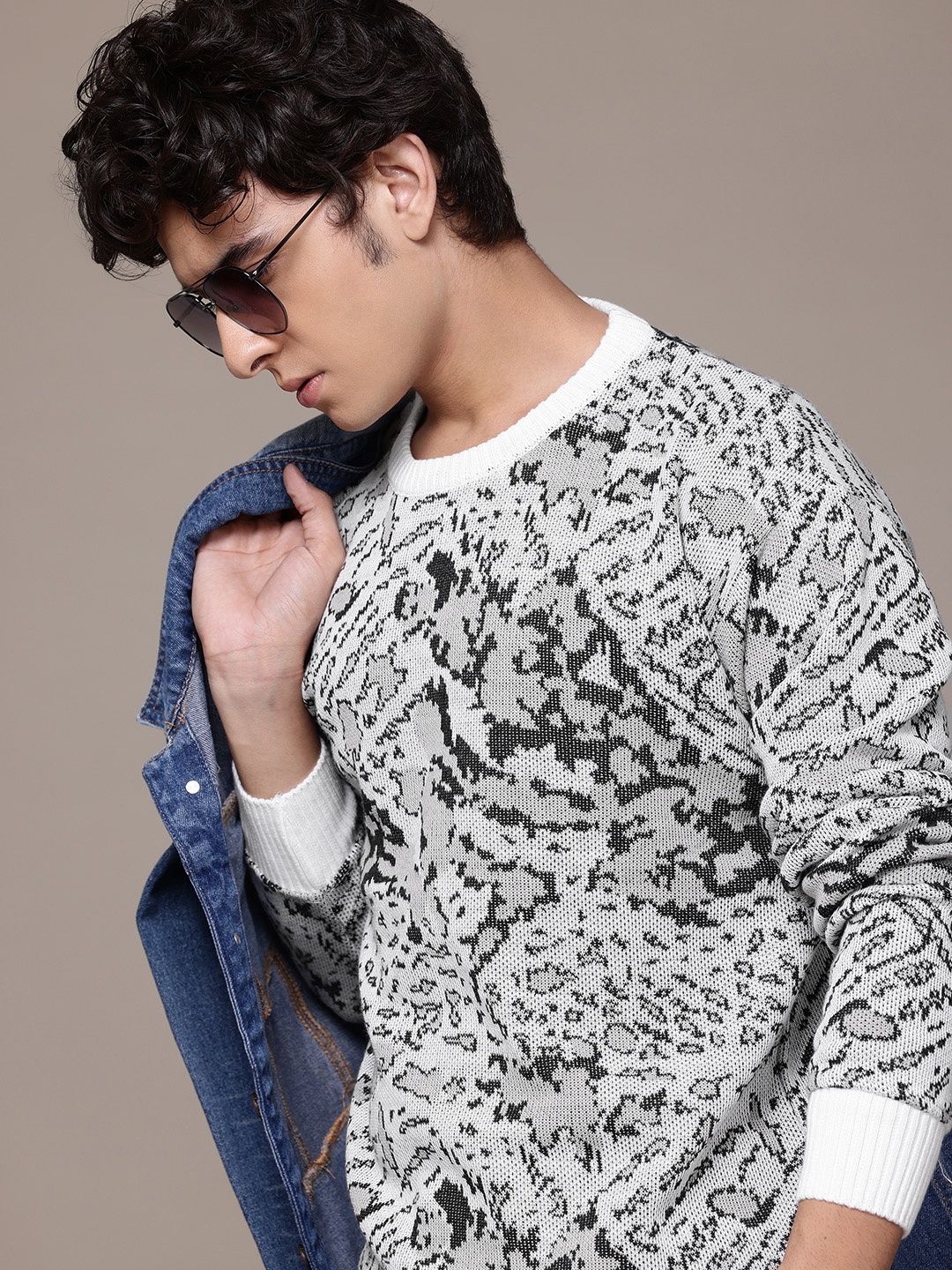 

The Roadster Lifestyle Co. Animal Pullover, Grey