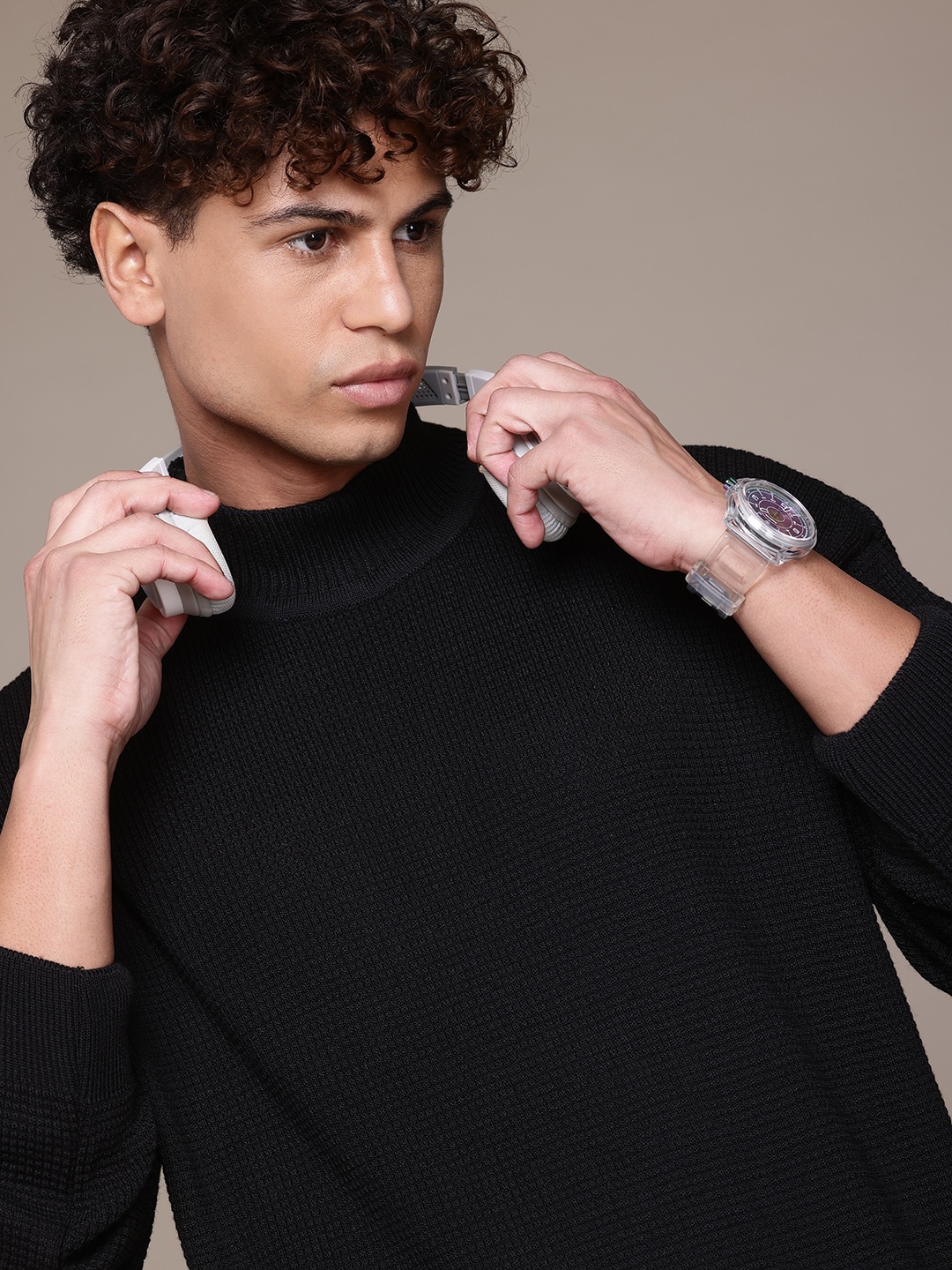 

The Roadster Lifestyle Co. High Neck Pullover, Black
