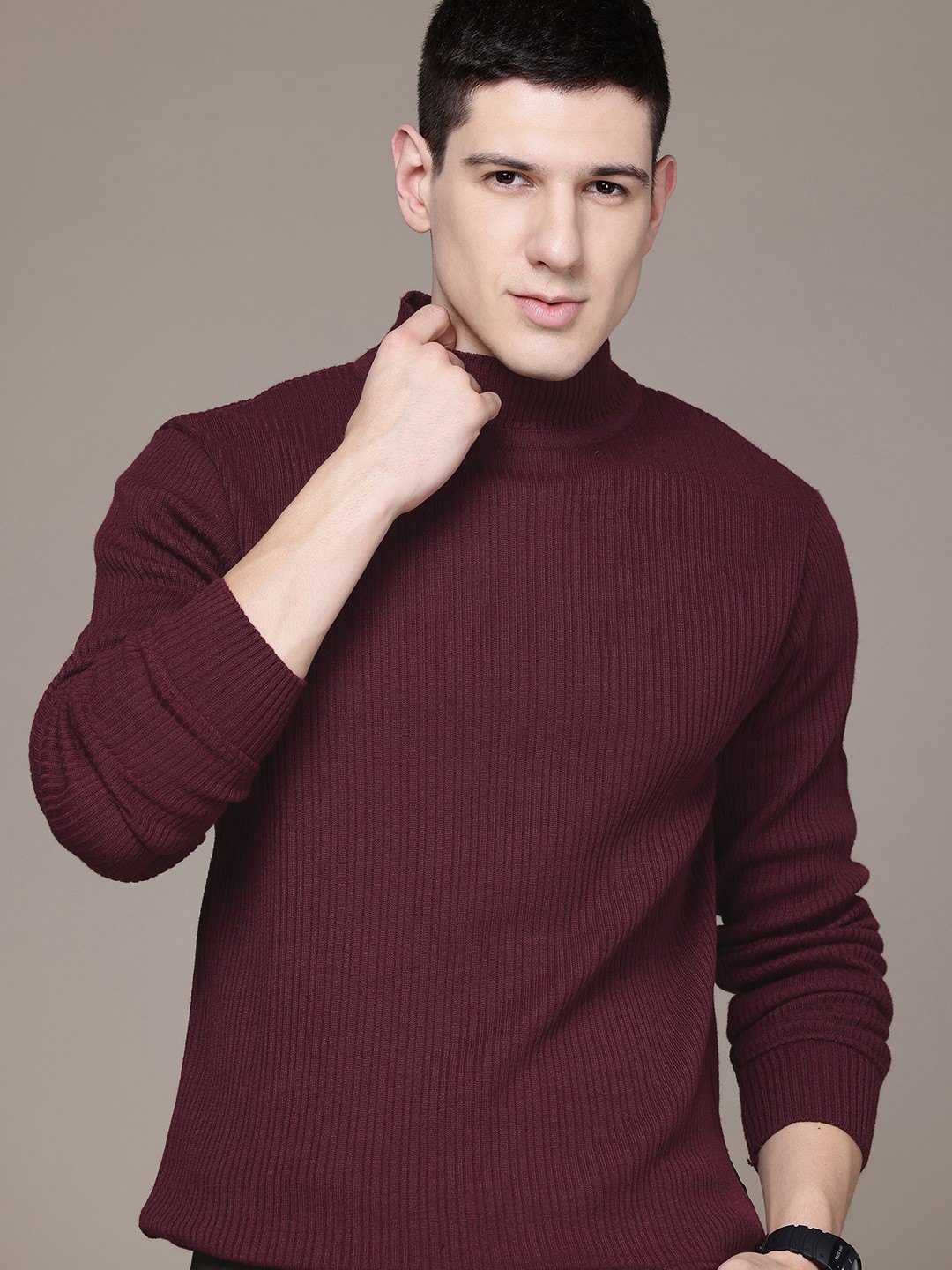 

The Roadster Lifestyle Co. High-Neck Ribbed Pullover, Maroon