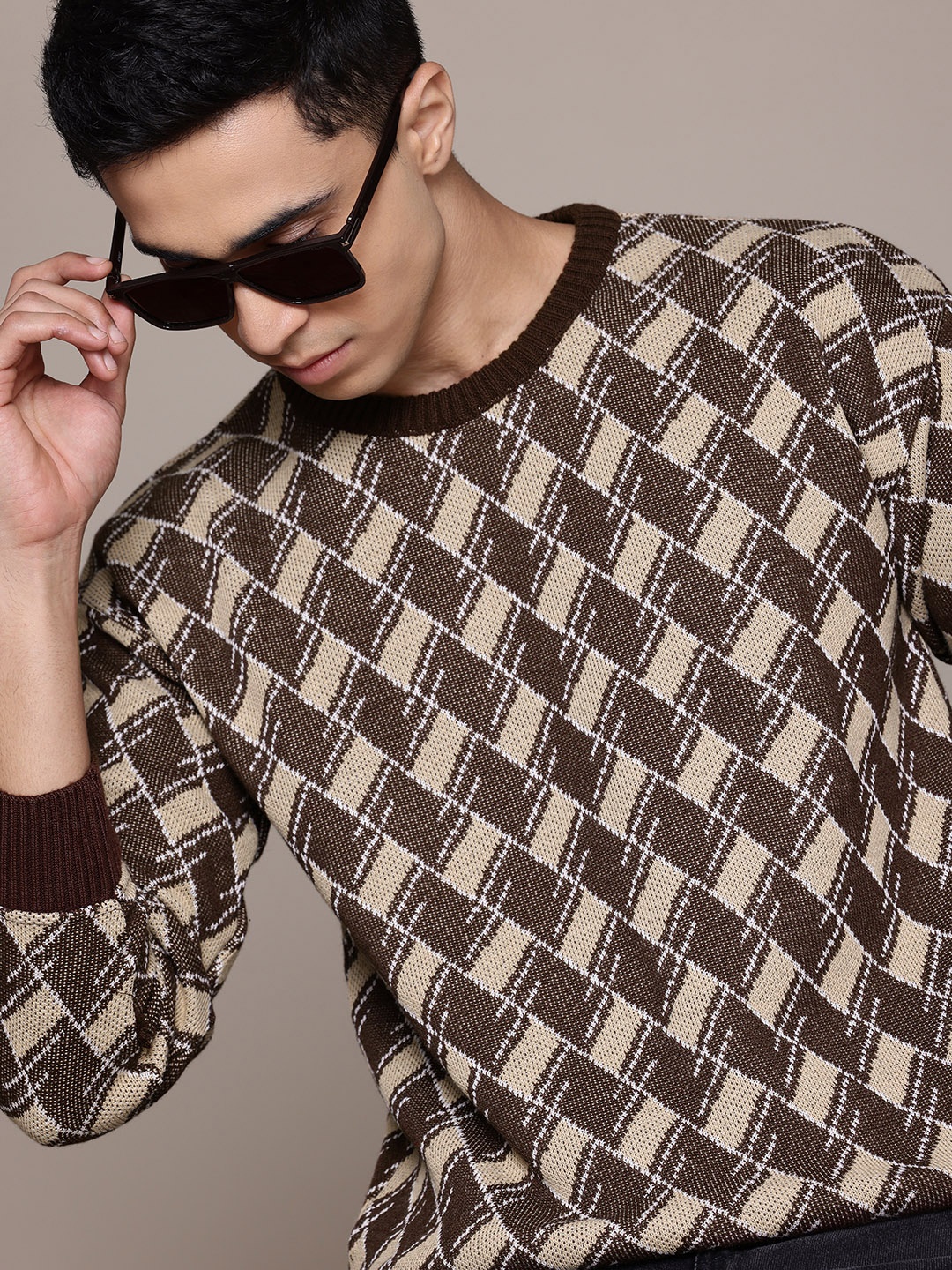 

The Roadster Lifestyle Co. Geometric Pullover, Brown
