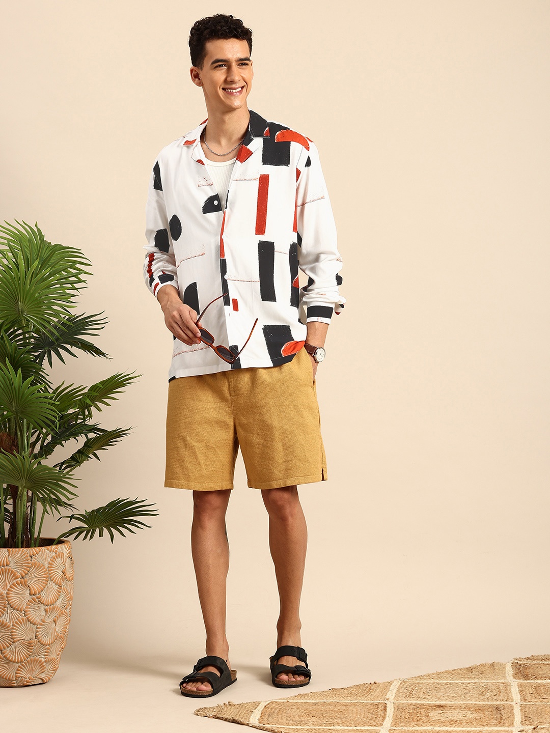 

Mast & Harbour Geometric Printed Regular Fit Casual Shirt, White