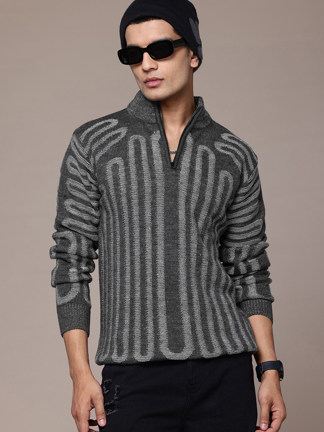 

The Roadster Lifestyle Co. Geometric Design Mock Collar Pullover, Charcoal