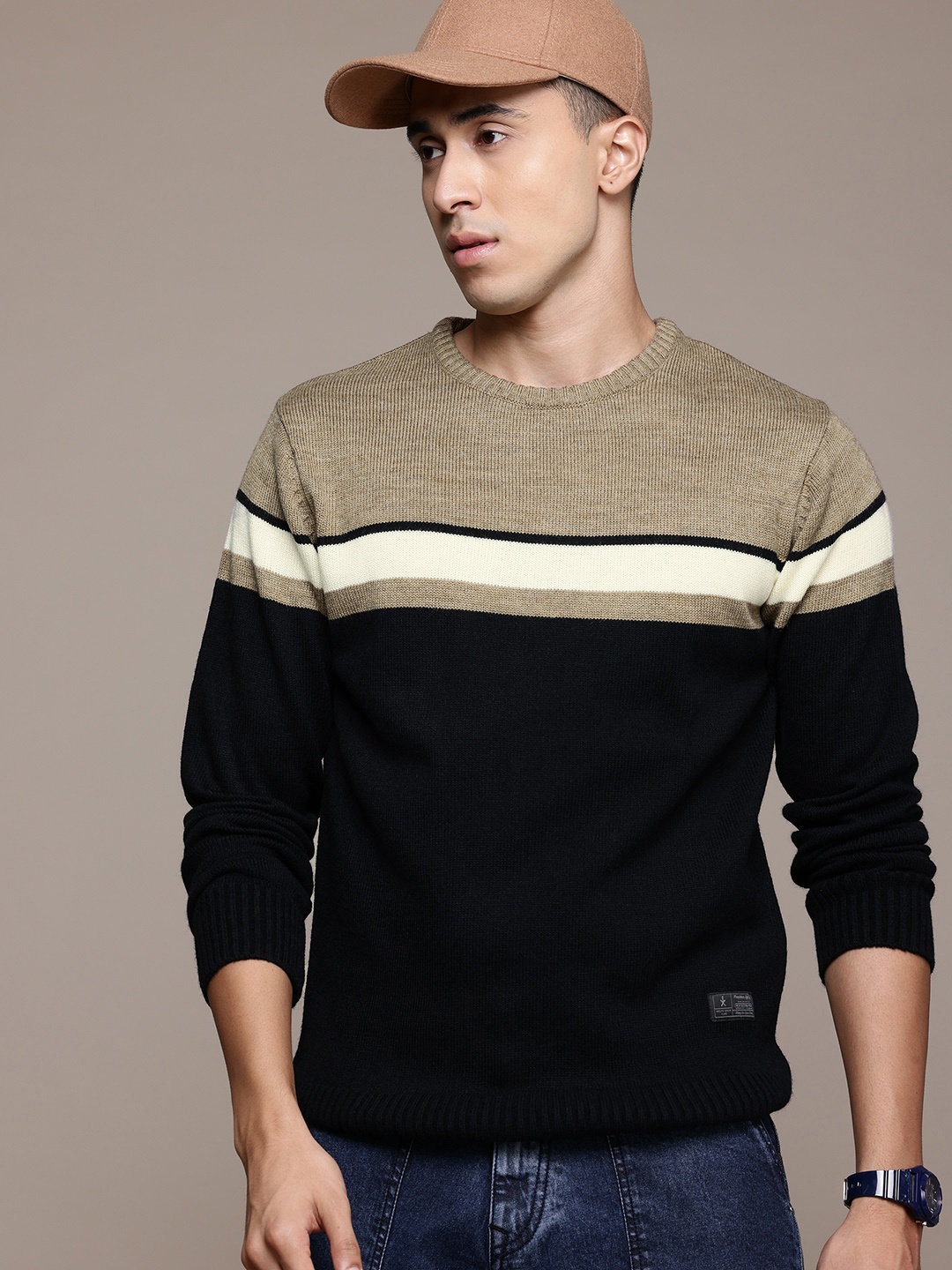 

The Roadster Lifestyle Co. Acrylic Colourblocked Pullover, Black