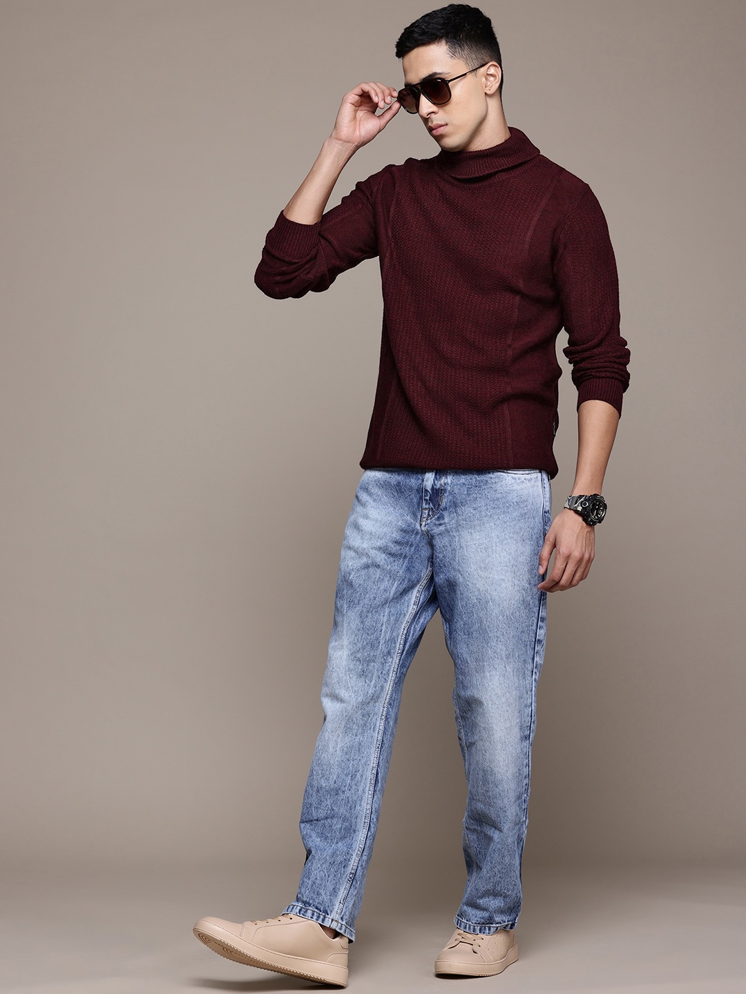

The Roadster Lifestyle Co. Turtle Neck Pullover, Burgundy