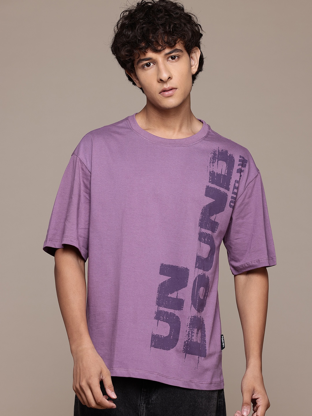

The Roadster Lifestyle Co. Typography Drop-Shoulder Sleeves Pure Cotton T-shirt, Mauve