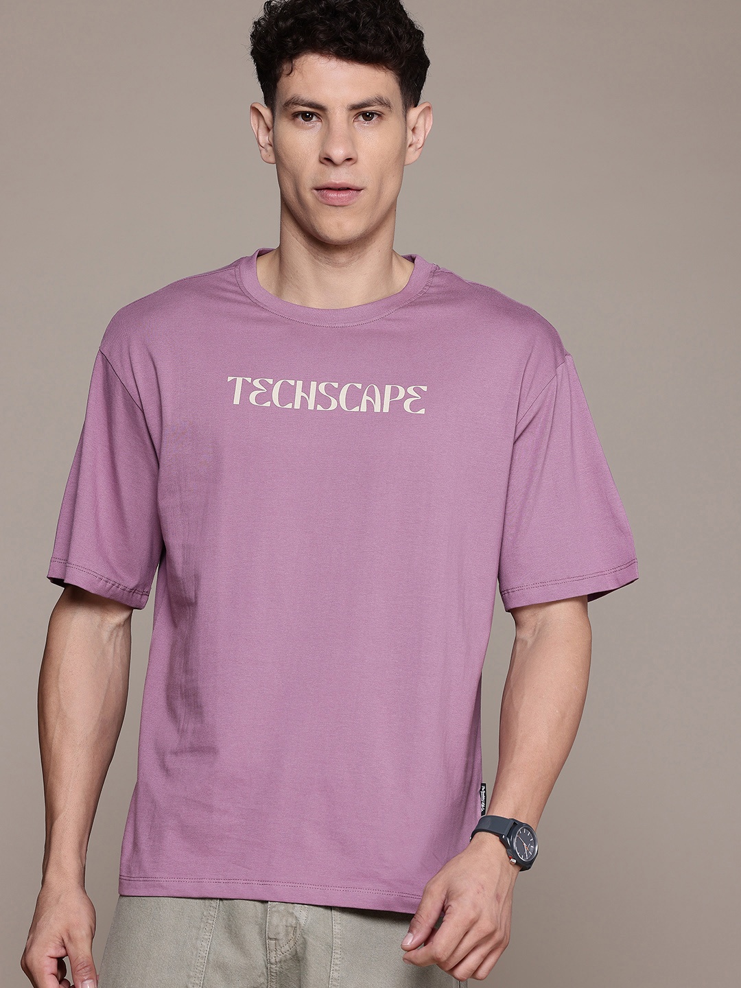 

The Roadster Lifestyle Co. Typography Printed Drop-Shoulder Sleeves Pure Cotton T-shirt, Mauve