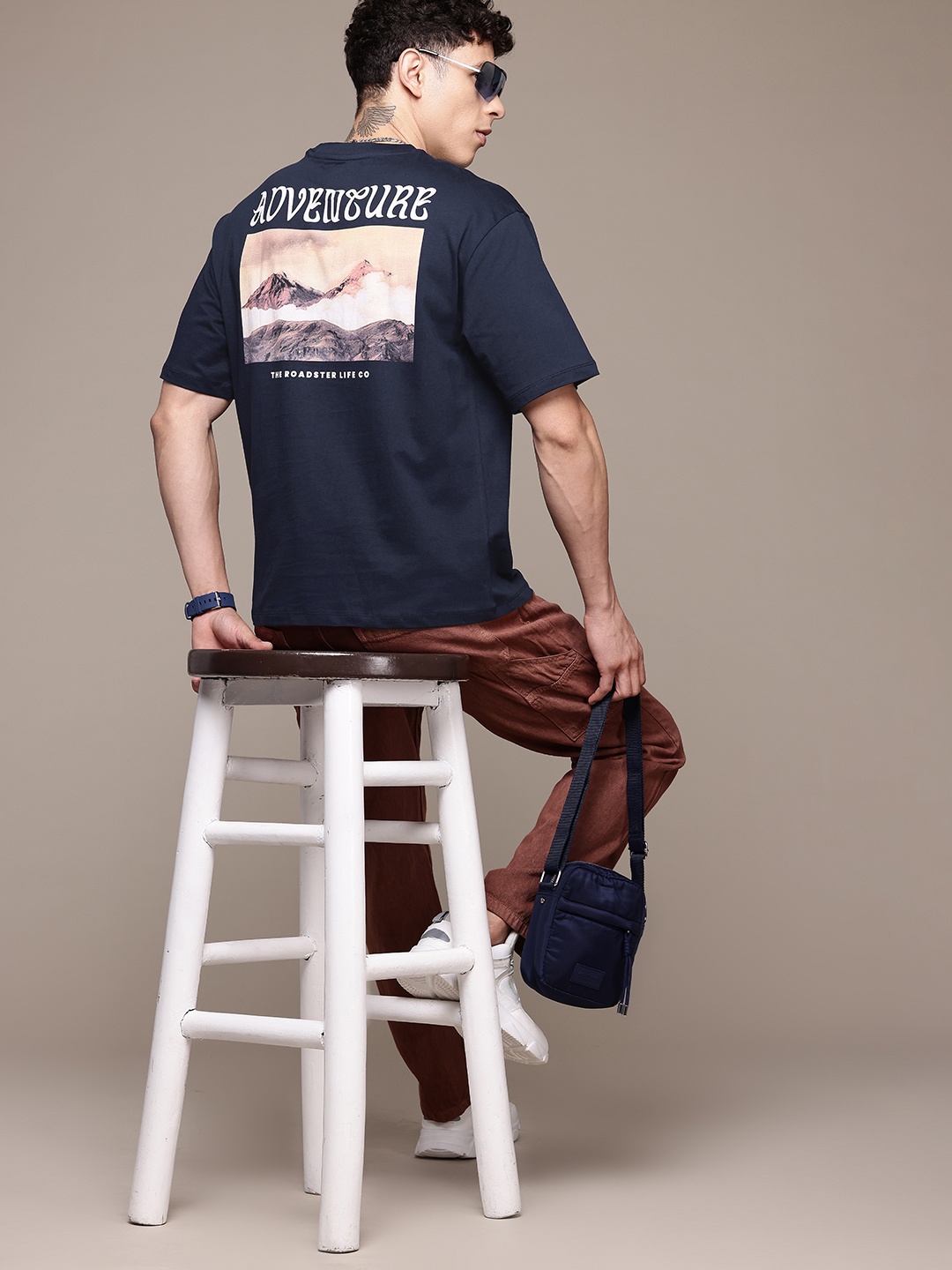

The Roadster Lifestyle Co. Men Printed Relaxed Fit Pure Cotton T-shirt, Navy blue