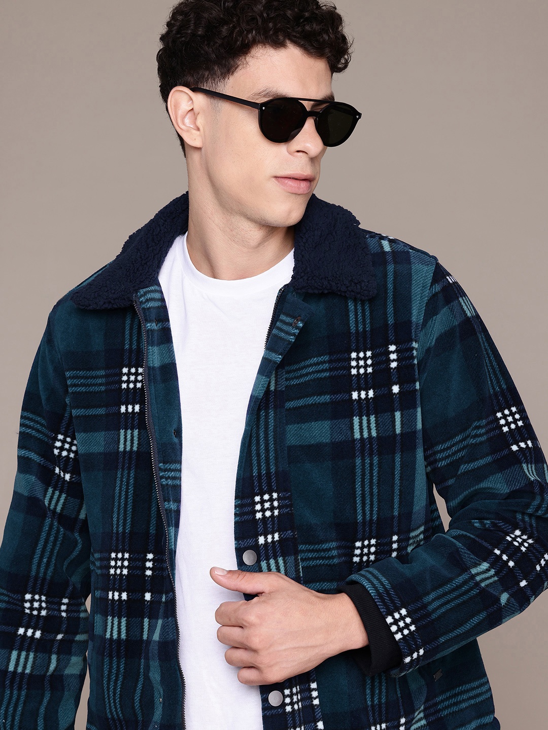 

The Roadster Lifestyle Co. Shirt Collar Checked Jacket, Blue