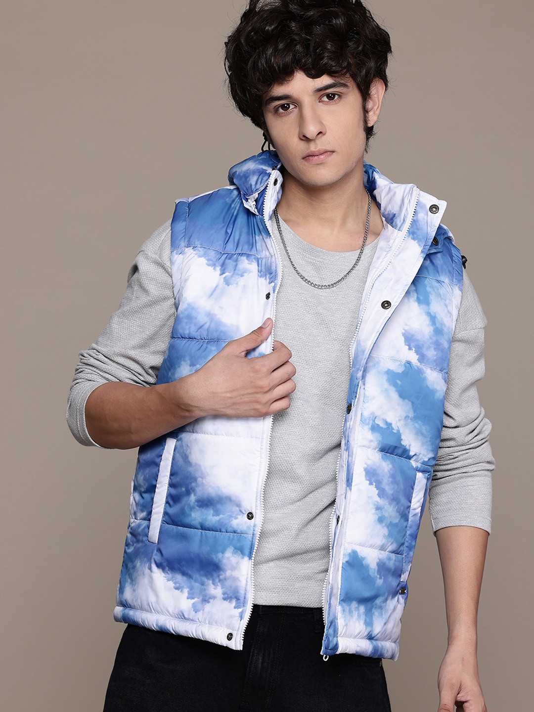 

The Roadster Lifestyle Co. Tie and Dye Hooded Gilet, Blue