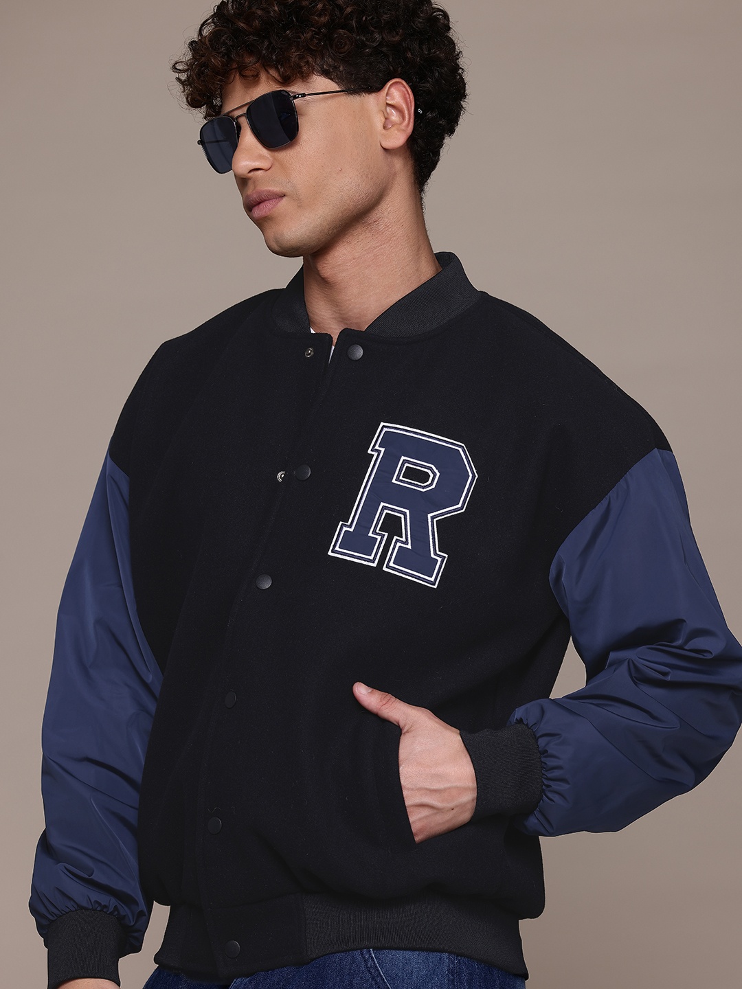 

The Roadster Lifestyle Co. Fleece Varsity Jacket, Navy blue