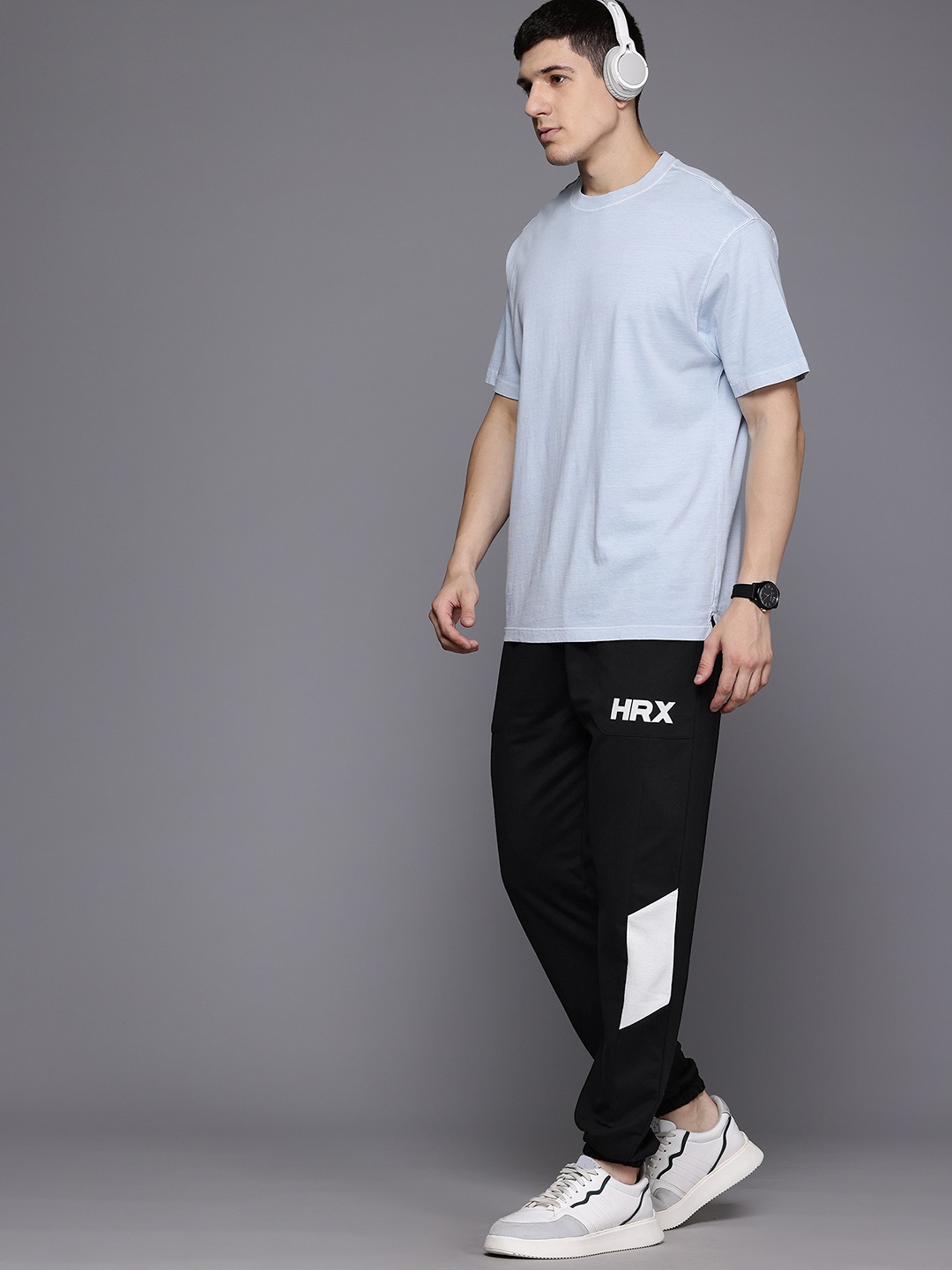 

HRX by Hrithik Roshan Men Lifestyle Joggers, Black