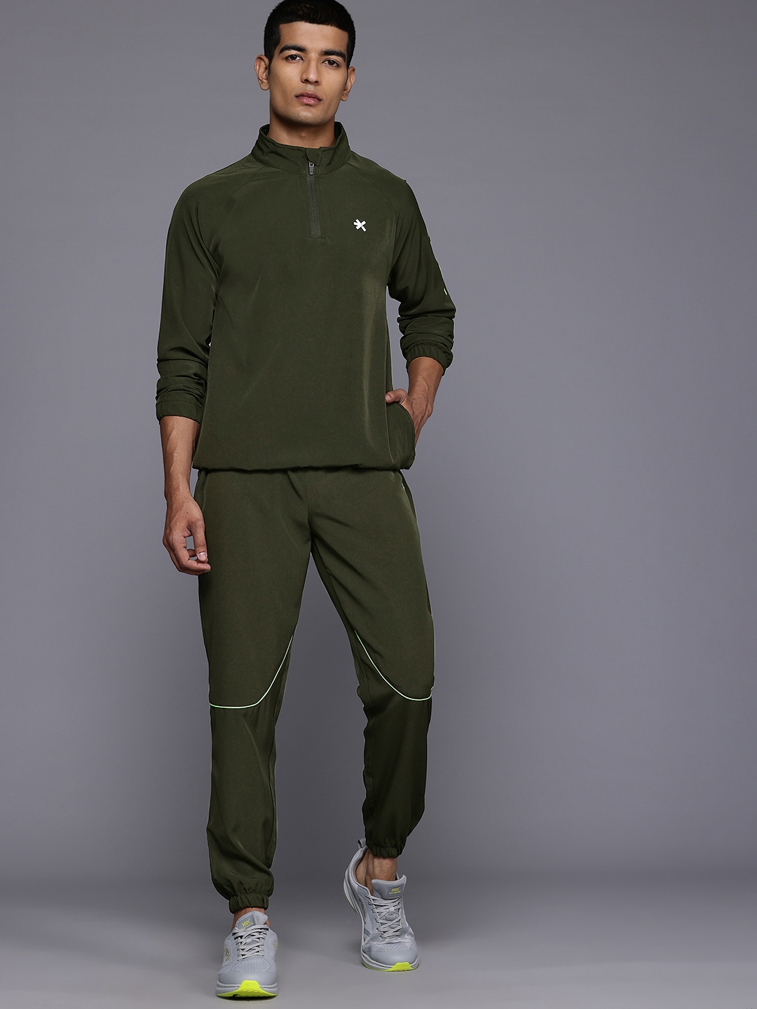 

HRX by Hrithik Roshan Men Rapid-Dry Training Tracksuit, Olive