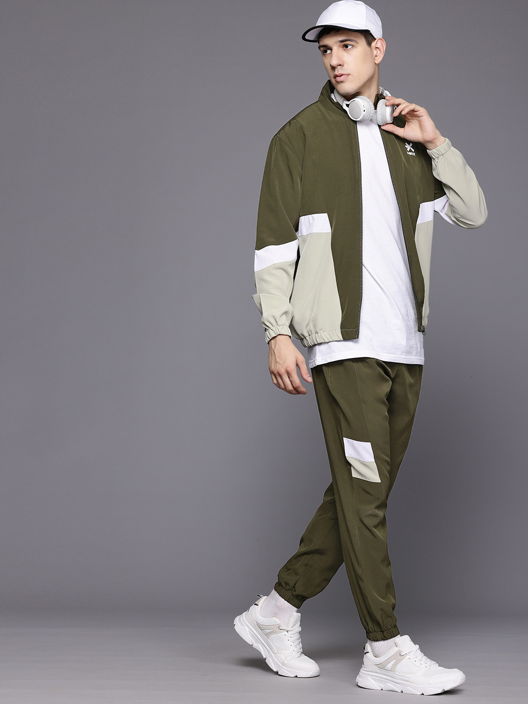 

HRX by Hrithik Roshan Men Colourblocked Lifestyle Tracksuit, Olive