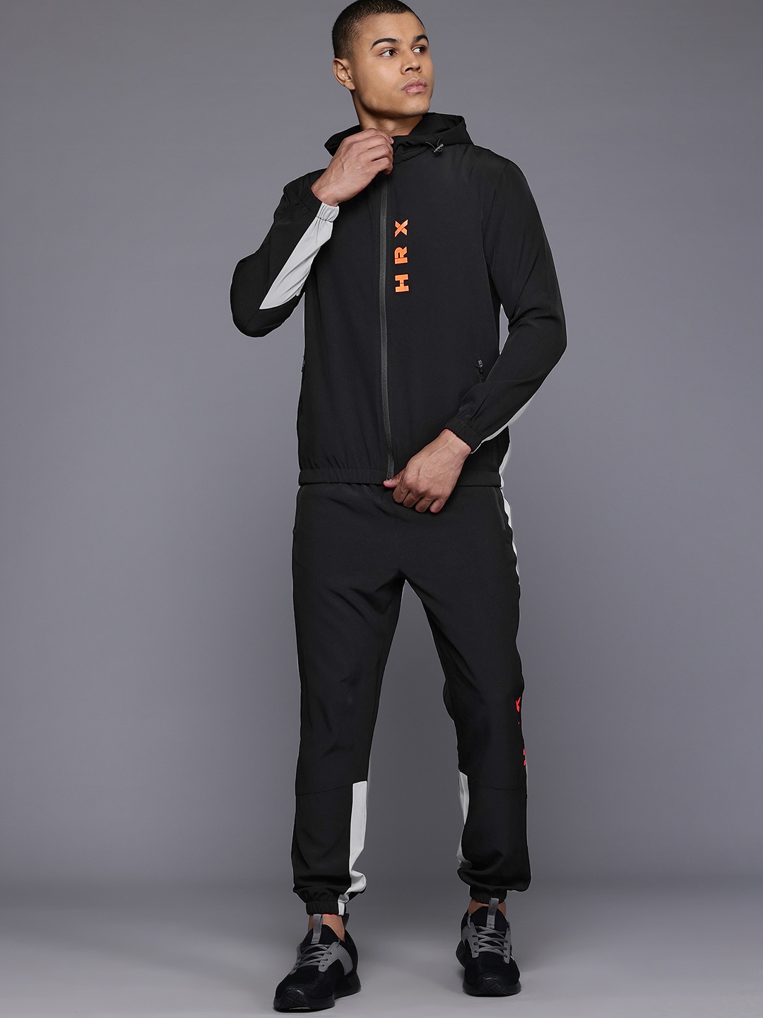 

HRX by Hrithik Roshan Men Rapid-Dry Training Tracksuit, Black