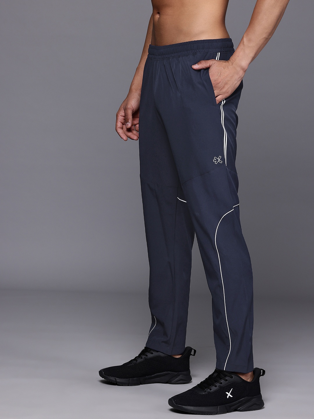 

HRX by Hrithik Roshan Men Rapid-Dry Training Trackpants, Navy blue