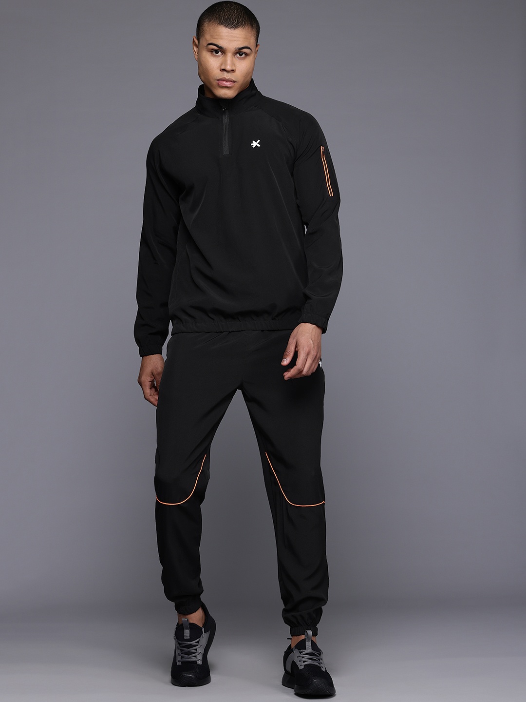 

HRX by Hrithik Roshan Rapid-Dry Training Tracksuit, Black