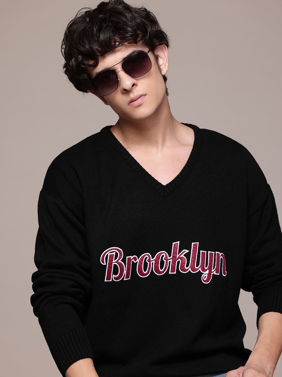 

The Roadster Lifestyle Co. Typography Pullover, Black