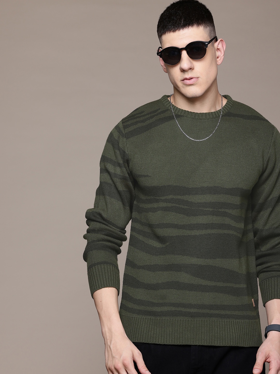 

The Roadster Lifestyle Co. Self-Striped Pullover, Olive