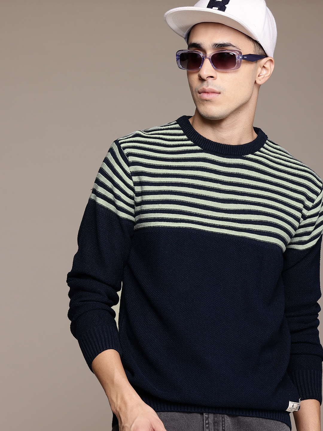 

The Roadster Lifestyle Co. Striped Acrylic Pullover, Navy blue