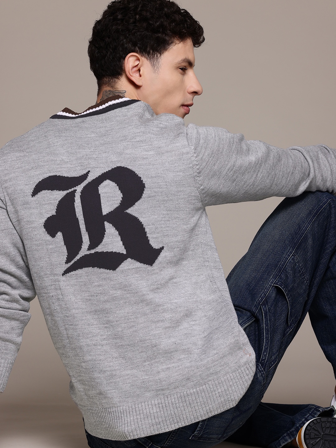 

The Roadster Lifestyle Co. V-Neck Typography Pullover, Grey melange