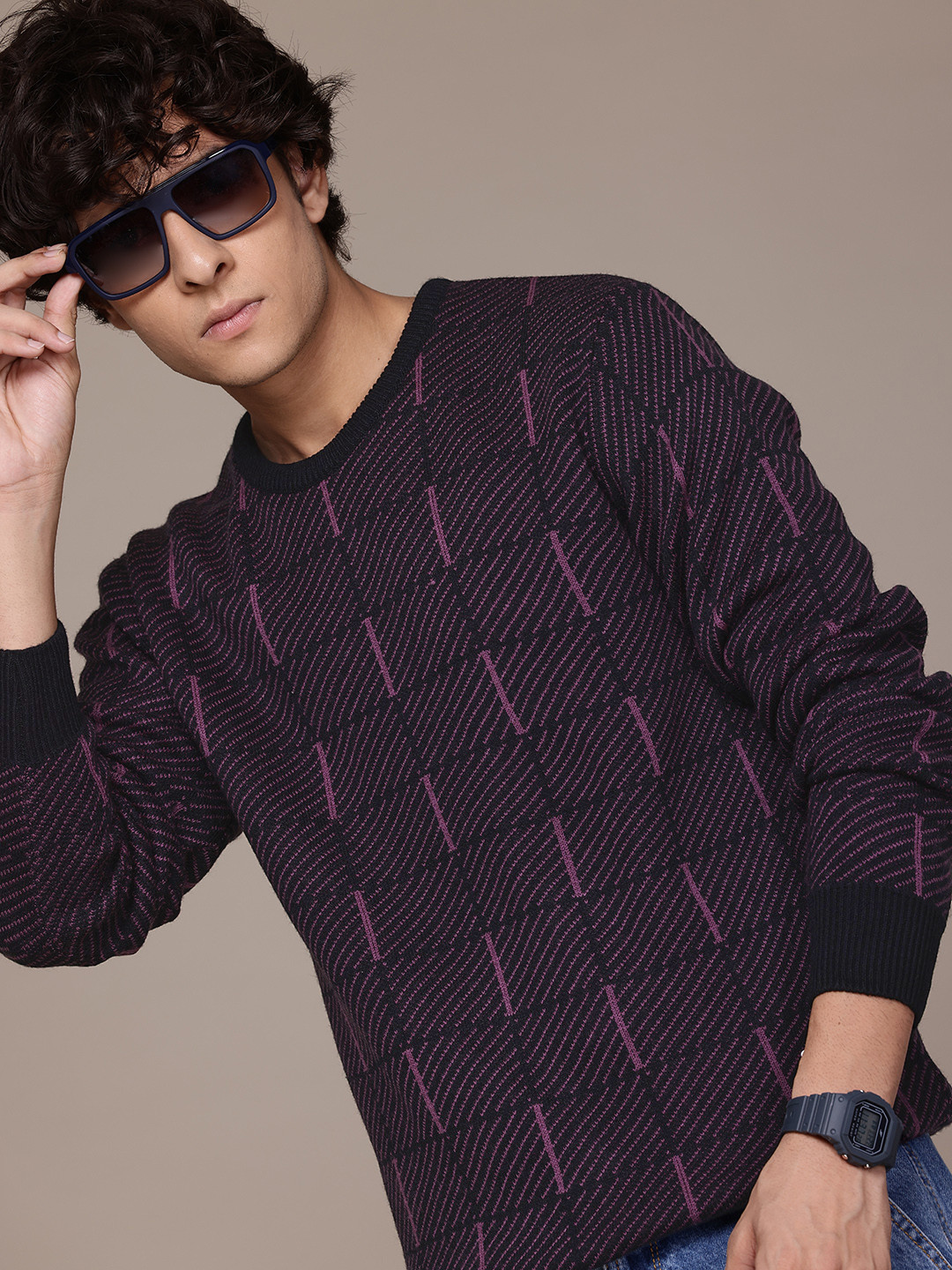 

The Roadster Lifestyle Co. Long Sleeves Checked Sweater, Black