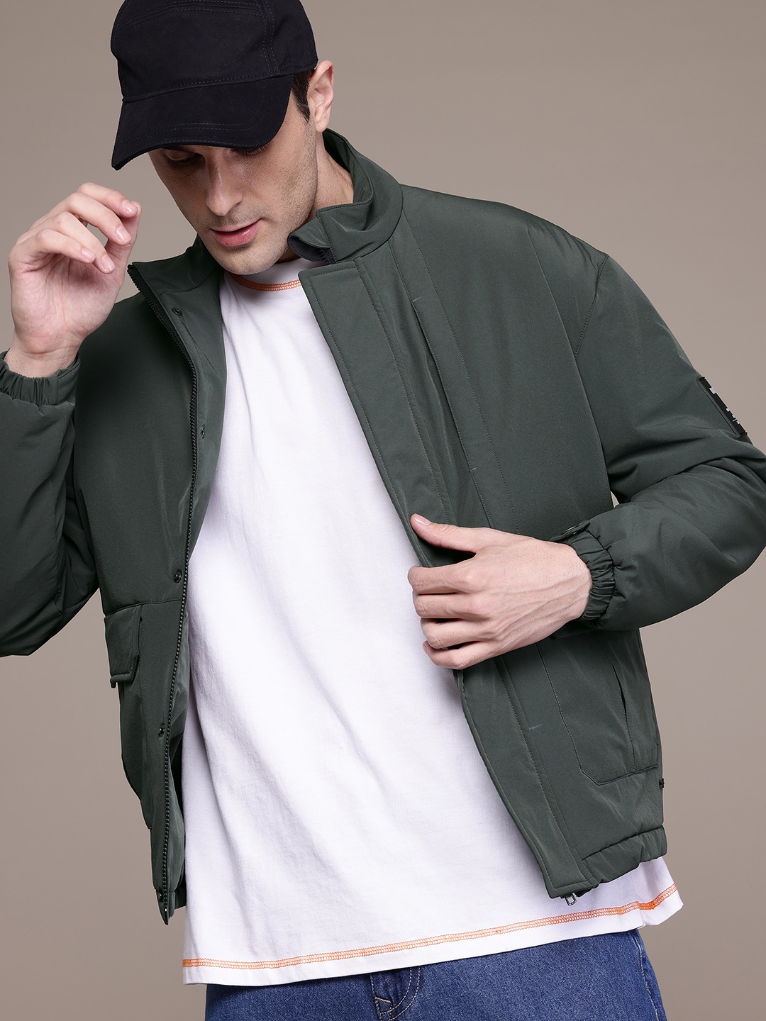 

The Roadster Lifestyle Co. Military Inspired Tailored Jacket, Olive