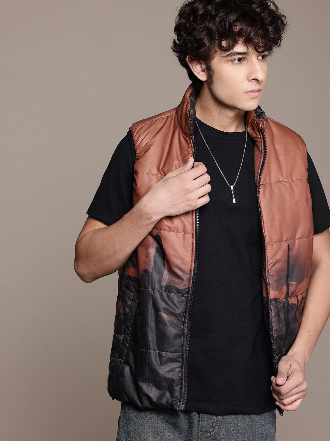 

The Roadster Life Co. Stand Collar Sleeveless Graphic Printed Padded Jacket, Brown