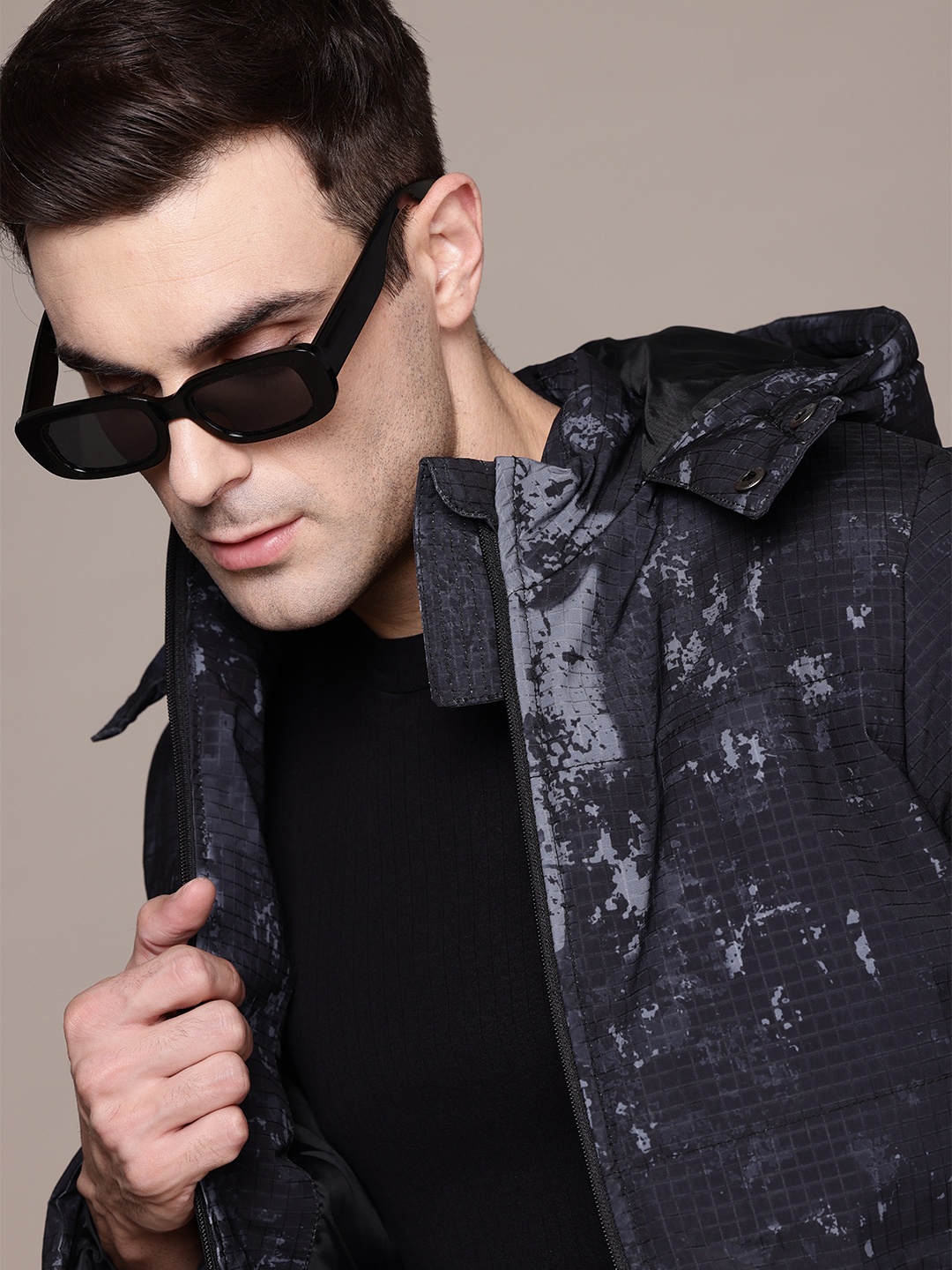 

The Roadster Life Co. Detachable Hood Printed Padded Jacket, Black