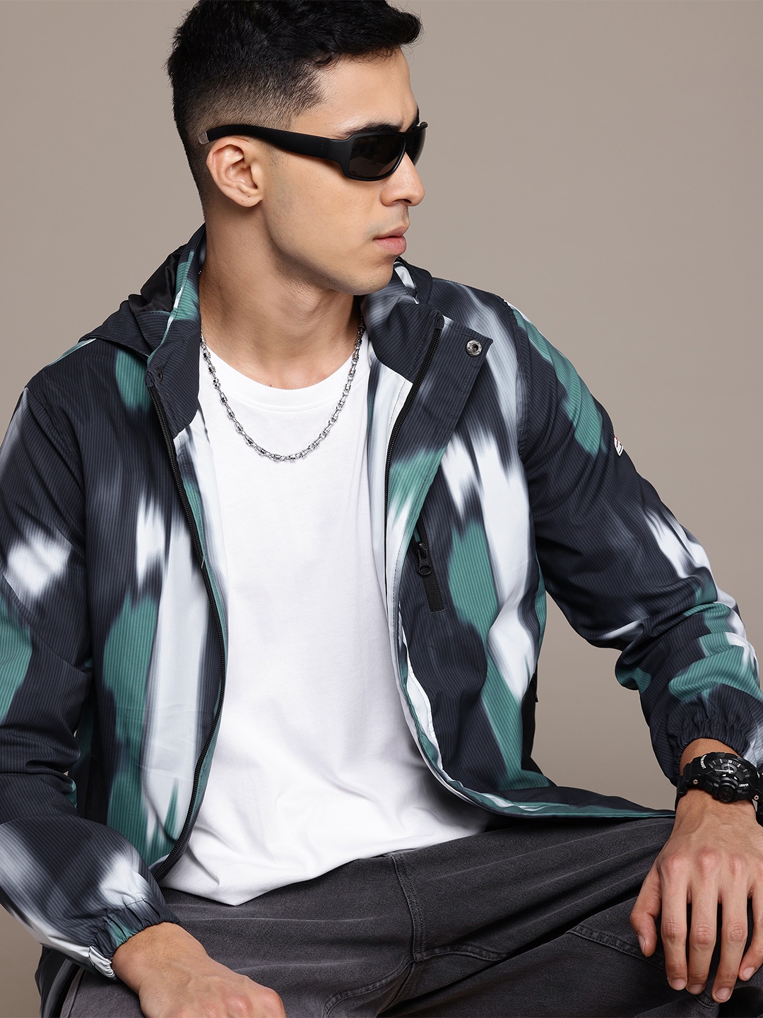 

The Roadster Lifestyle Co. Printed Hooded Jacket, Green