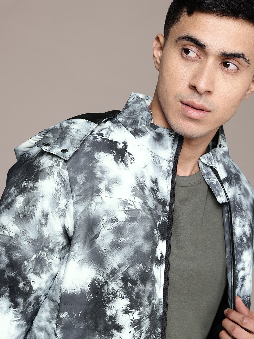 

The Roadster Lifestyle Co. Abstract Printed Padded Jacket, Grey