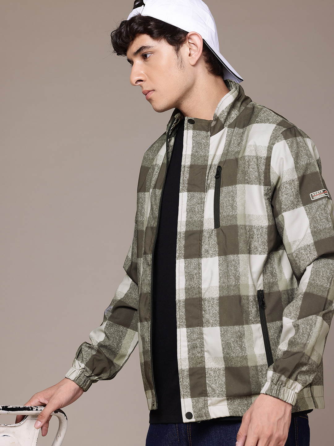 

The Roadster Lifestyle Co. Men Checked Tailored Jacket, Green