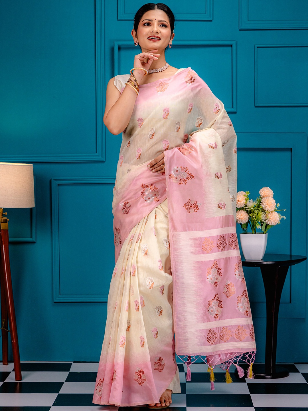 

MIMOSA Ethnic Motifs Woven Design Zari Banarasi Saree, Pink