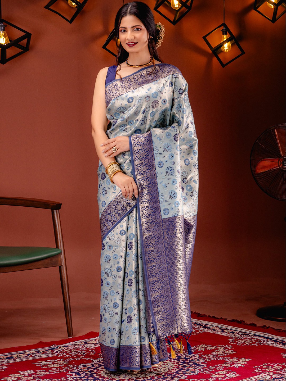 

MIMOSA Ethnic Motifs Zari Art Silk Kanjeevaram Saree, Turquoise blue