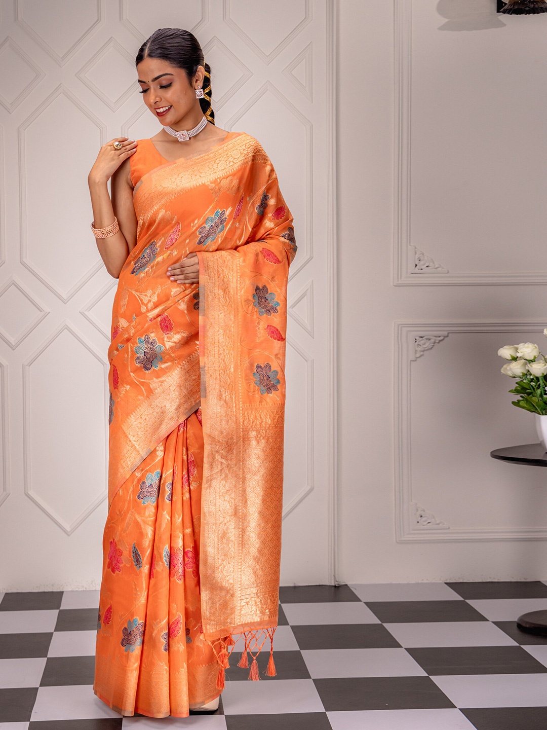 

MIMOSA Ethnic Woven Design Zari Art Silk Banarasi Saree, Peach