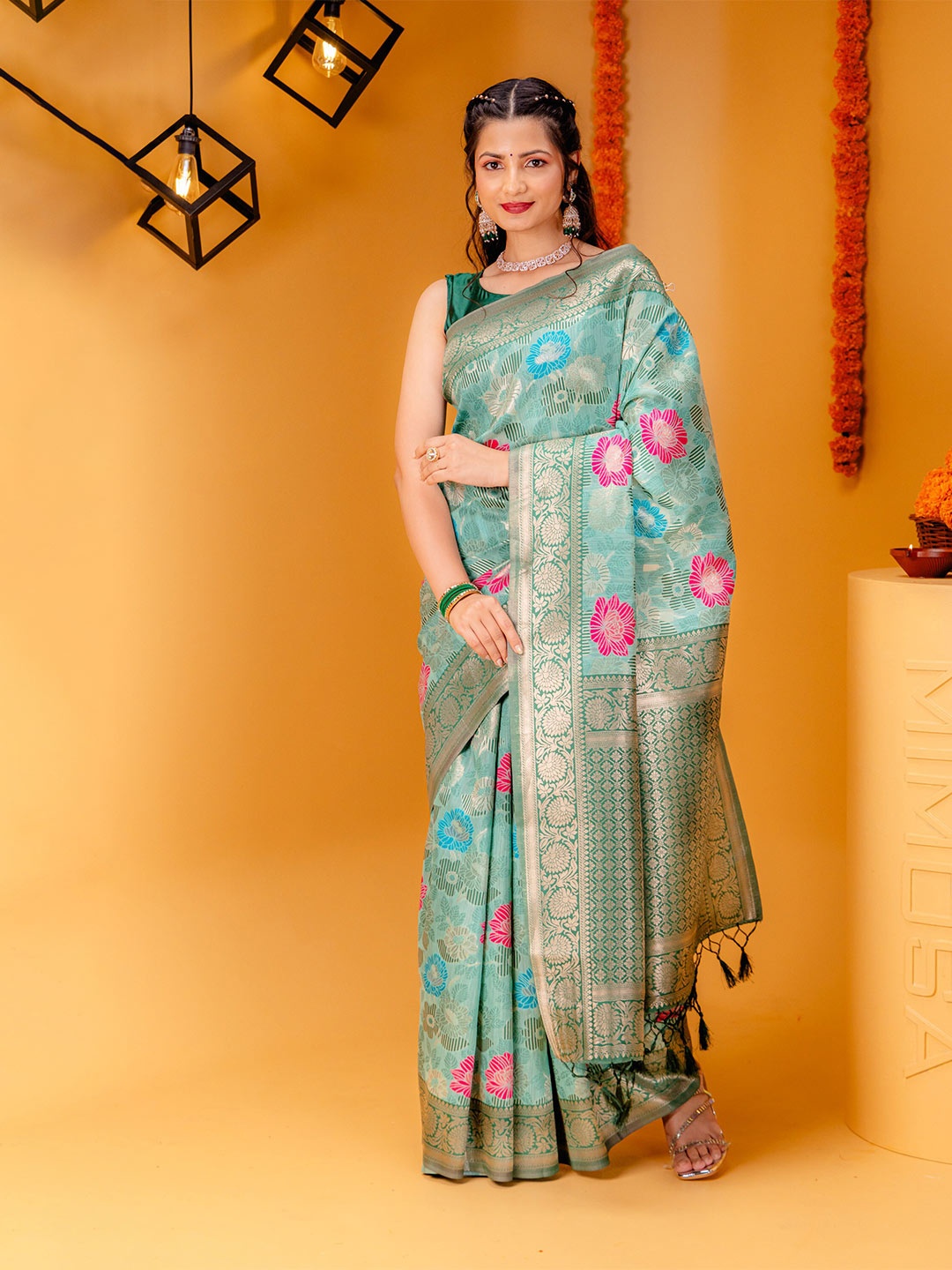 

MIMOSA Ethnic Motifs Woven Design Zari Banarasi Saree, Sea green