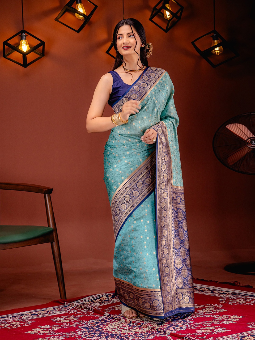 

MIMOSA Ethnic Motifs Woven Design Zari Kanjeevaram Saree, Sea green