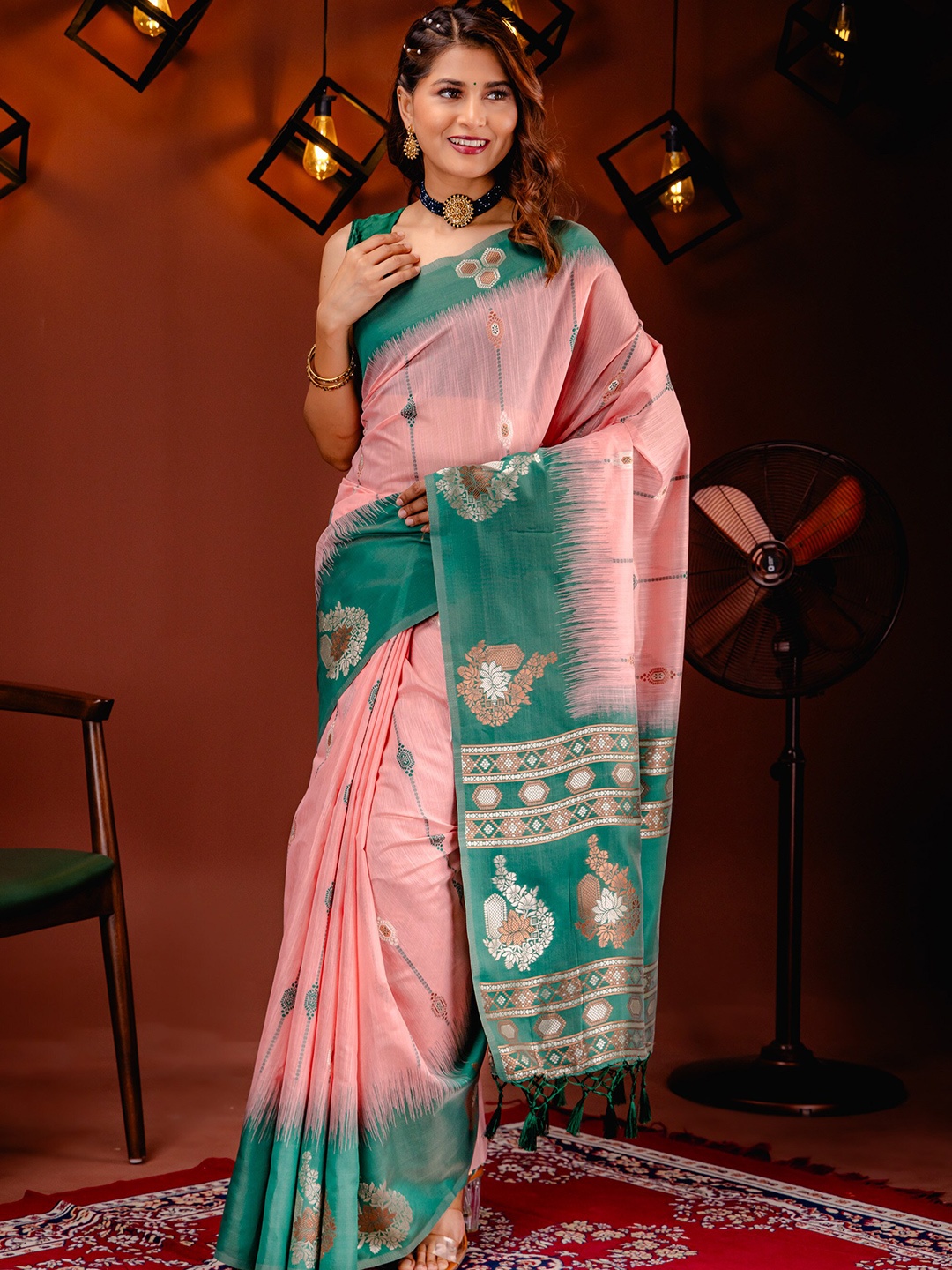 

MIMOSA Ethnic Motifs Zari Art Silk Banarasi Saree, Peach