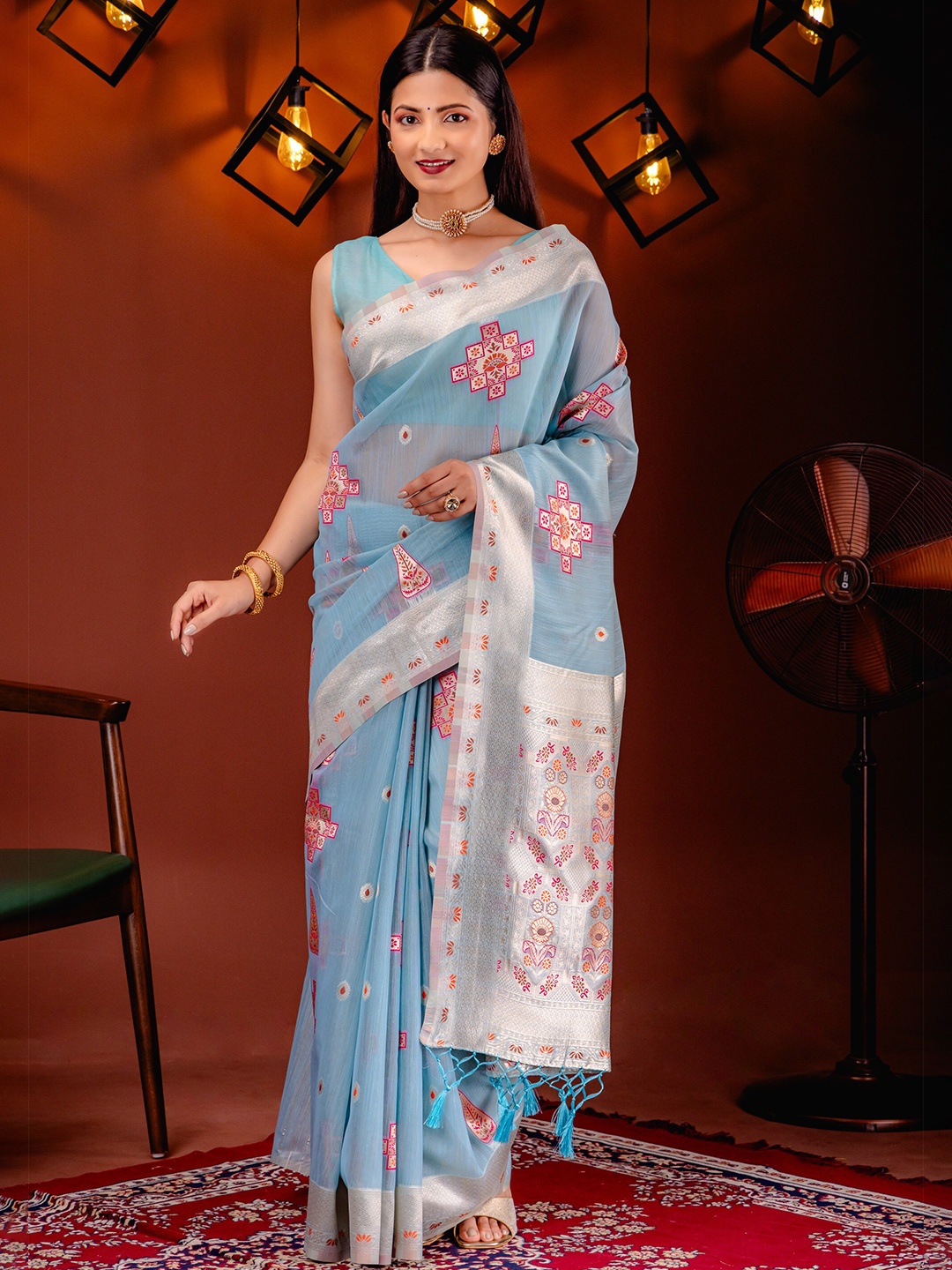 

MIMOSA Ethnic Motifs Woven Design Zari Art Silk Banarasi Saree, Turquoise blue