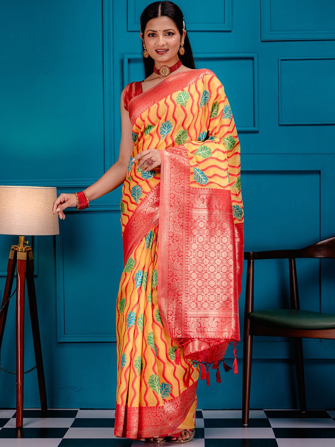 

MIMOSA Floral Woven Design Zari Banarasi Saree, Gold
