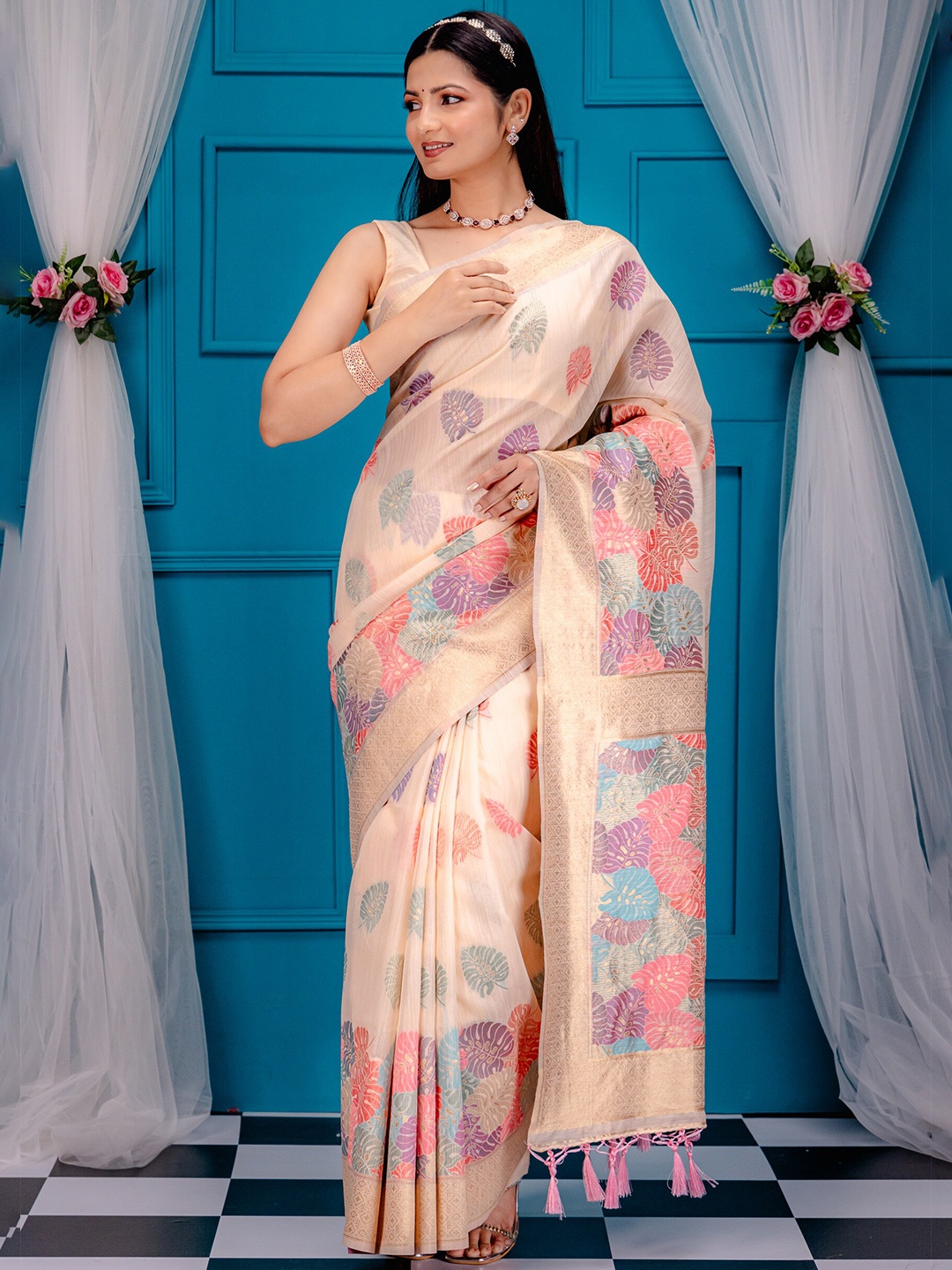 

MIMOSA Ethnic Motifs Woven Design Zari Art Silk Banarasi Saree, Peach