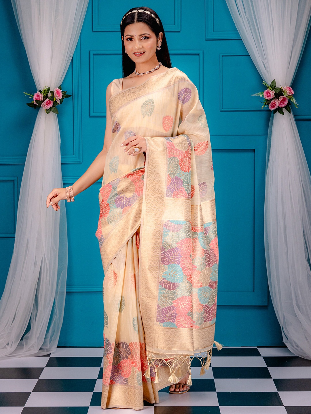 

MIMOSA Woven Design Zari Art Silk Banarasi Saree, Gold