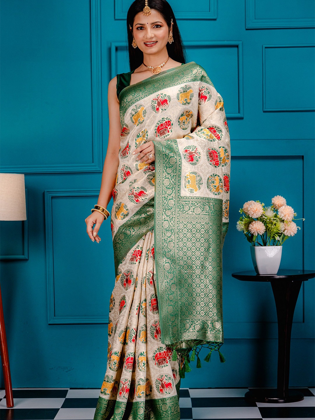 

MIMOSA Floral Woven Design Zari Art Silk Patola Saree, Off white