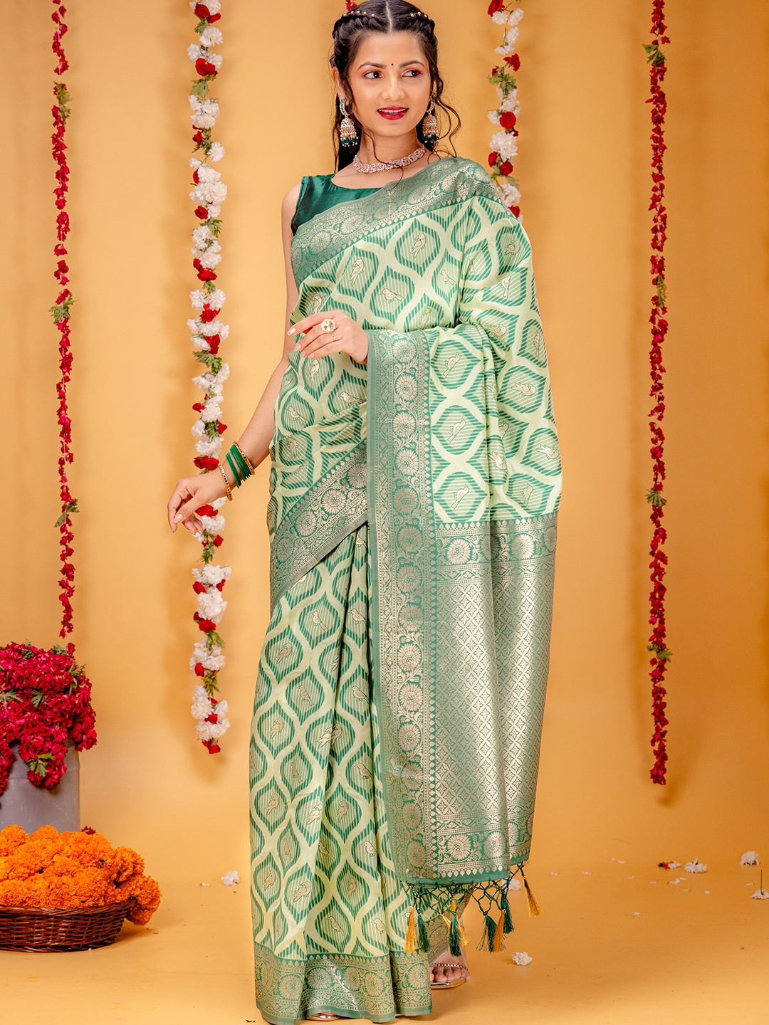 

MIMOSA Floral Woven Design Zari Art Silk Banarasi Saree, Olive