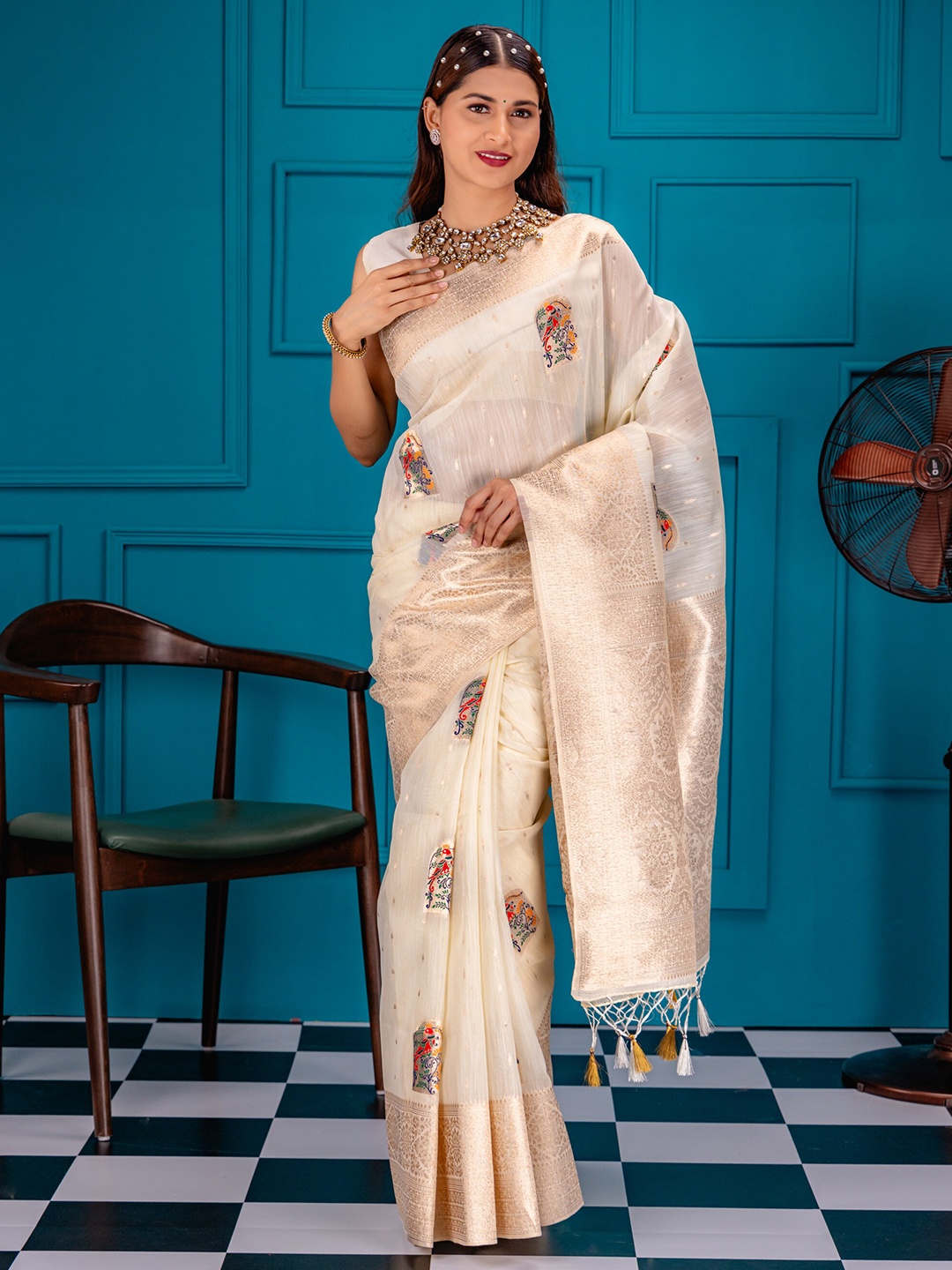 

MIMOSA Ethnic Motifs Woven Design Zari Art Silk Banarasi Saree, Off white