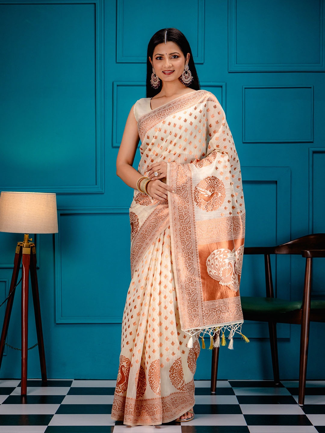 

MIMOSA Ethnic Motifs Zari Art Silk Banarasi Saree, Off white