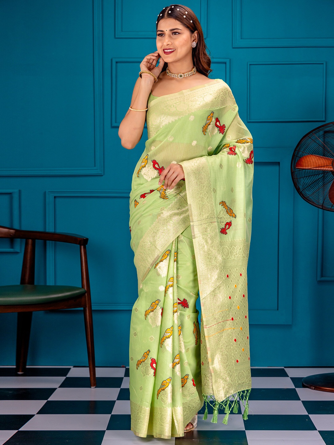 

MIMOSA Ethnic Motifs Woven Design Zari Banarasi Saree, Olive